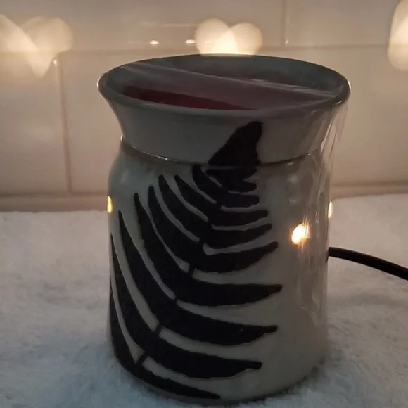 SCENTSY, Fossil Fern Full-sized Scentsy - Picture 3 of 5